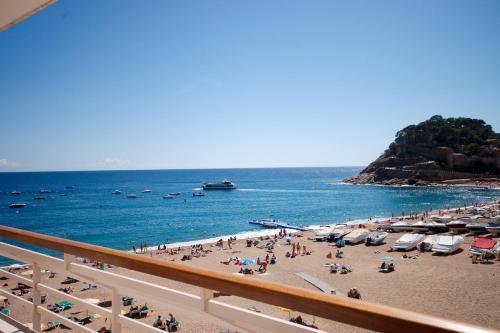 Lets Holidays Tossa De Mar Beach Apartment Exterior foto