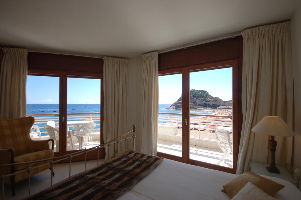Lets Holidays Tossa De Mar Beach Apartment Exterior foto